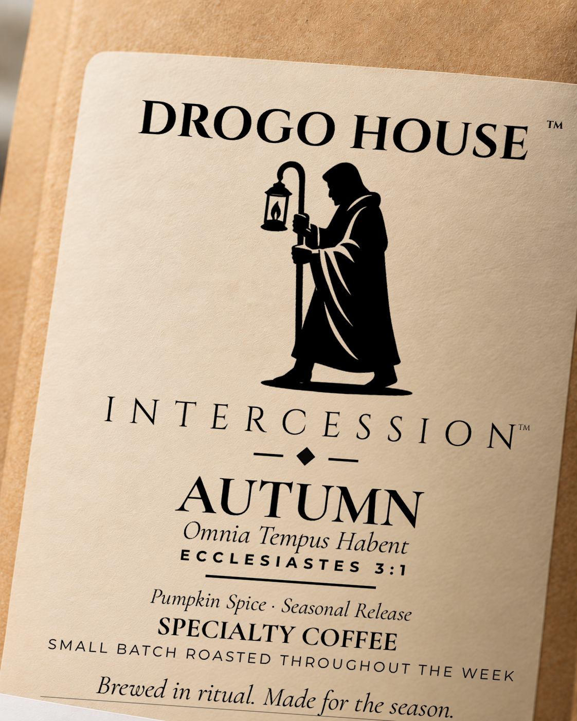Close-up of the approved Drogo House Autumn coffee label on kraft packaging